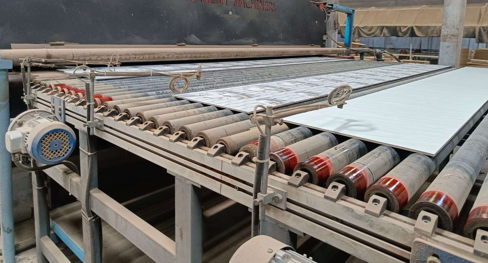 Timing belt transport table